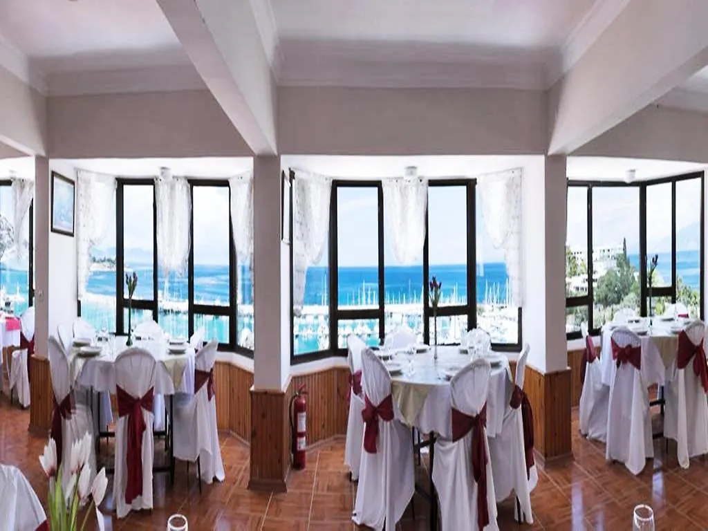 Grand Hotel Kurdoglu Kusadasi 4*,
