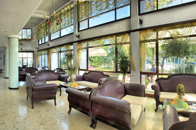 Grand Hotel Kurdoglu Kusadasi