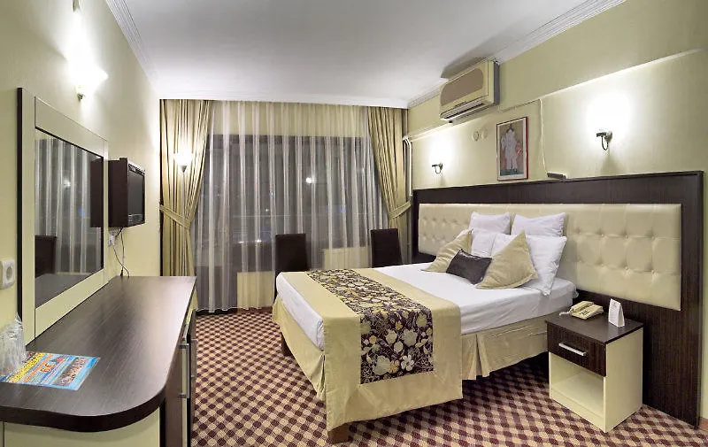 Grand Hotel Kurdoglu 库萨达斯
